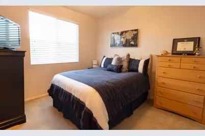 102 Knoll Crest Drive, Calimesa, CA 92320 - Photo 10
