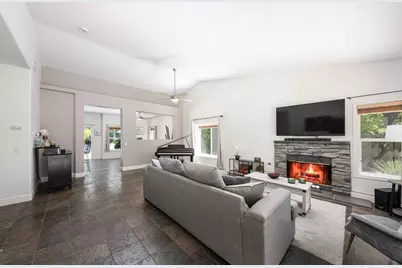 1598 Amelia Way, Palm Springs, CA 92262 - Photo 12