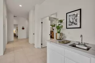 141 Kavenish Dr, Rancho Mirage, CA 92270 - Photo 10