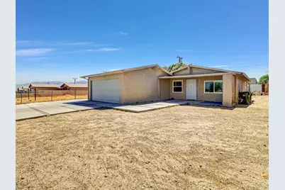 13315 La Mesa Drive, Desert Hot Springs, CA 92240 - Photo 8