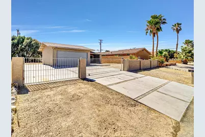 13315 La Mesa Drive, Desert Hot Springs, CA 92240 - Photo 32