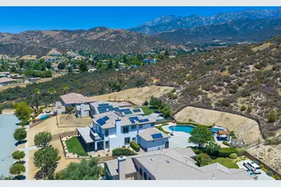 13435 Canyon Crest Road, Yucaipa, CA 92399 - Photo 10