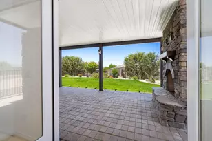 13435 Canyon Crest Rd, Yucaipa, CA 92399 - Photo 38