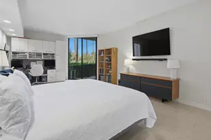 910 Island Dr, Rancho Mirage, CA 92270 - Photo 18