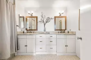 38674 Wisteria Dr, Palm Desert, CA 92211 - Photo 16