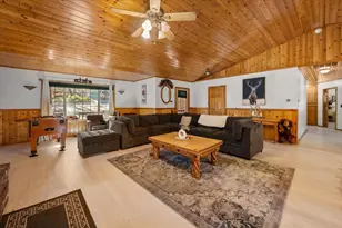 41640 Mockingbird Dr, Big Bear Lake, CA 92315 - Photo 4