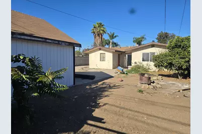 9262 Camulos Avenue, Montclair, CA 91763 - Photo 4