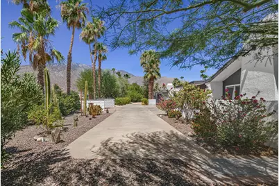 1110 E Vista Chino, Palm Springs, CA 92262 - Photo 14