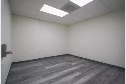 2825 E Tahquitz Canyon Way E, Palm Springs, CA 92262 - Photo 44