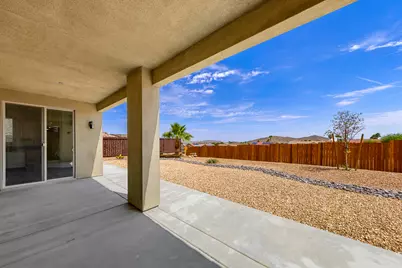 8680 Monument View Drive, Yucca Valley, CA 92284 - Photo 22
