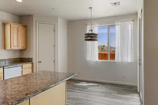 8680 Monument Vw Dr, Yucca Valley, CA 92284 - Photo 6