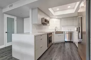 255 S Avenida Caballeros, Palm Springs, CA 92262 - Photo 10