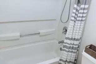 8889 Caminito Plaza Centro, San Diego, CA 92122 - Photo 12