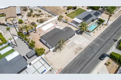 1978 N Whitewater Club Drive, Palm Springs, CA 92262 - Photo 36