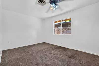 44470 Acacia Drive, Palm Desert, CA 92260 - Photo 10