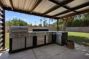 44470 Acacia Dr, Palm Desert, CA 92260 - Photo 16