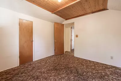 1016 Robinhood Boulevard, Big Bear City, CA 92314 - Photo 20