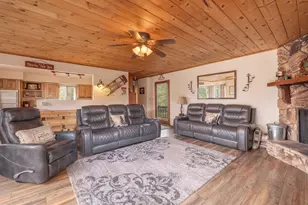1087 Brookside Ln, Fawnskin, CA 92333 - Photo 18