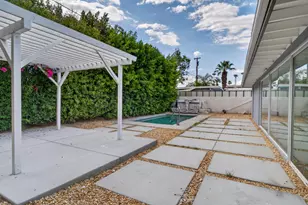 715 N Sunrise Way, Palm Springs, CA 92262 - Photo 24