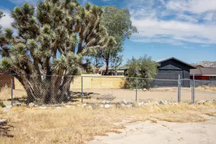 7438 Deer Trail, Yucca Valley, CA 92284 - Photo 36
