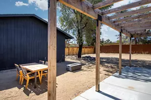 7438 Deer Trail, Yucca Valley, CA 92284 - Photo 32