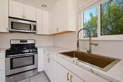 5975 Lupine Avenue, Twentynine Palms, CA 92277 - Photo 14