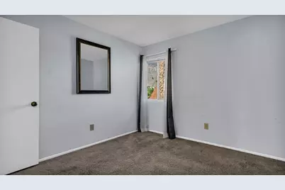 266 E Via Escuela #G, Palm Springs, CA 92262 - Photo 24
