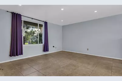 266 E Via Escuela #G, Palm Springs, CA 92262 - Photo 4