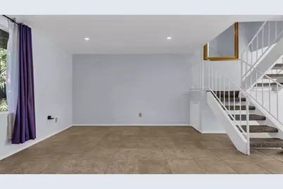 266 E Via Escuela #G, Palm Springs, CA 92262 - Photo 4