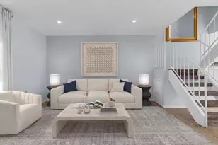 266 E Via Escuela, Palm Springs, CA 92262 - Photo 2