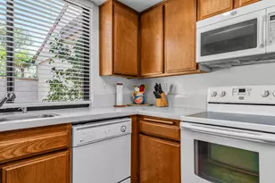 1981 Paseo Raqueta, Palm Springs, CA 92262 - Photo 12