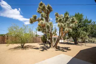 58391 Carlyle Dr, Yucca Valley, CA 92284 - Photo 34