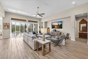 38 Burgundy, Rancho Mirage, CA 92270 - Photo 14