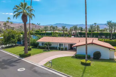 45595 Via Corona, Indian Wells, CA 92210 - Photo 10