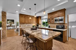 45595 Via Corona, Indian Wells, CA 92210 - Photo 4