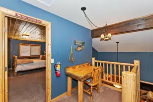 147 N Teakwood Dr, Big Bear Lake, CA 92315 - Photo 14