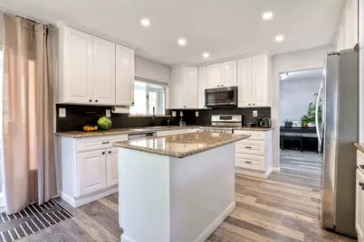 31546 Golden Lion Drive, Temecula, CA 92591 - Photo 12