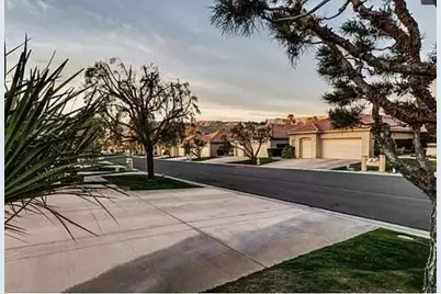 129 Kavenish Drive, Rancho Mirage, CA 92270 - Photo 12