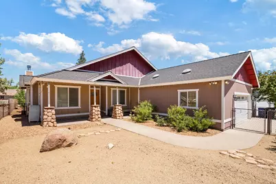 435 Wagon Wheel, Big Bear City, CA 92314 - Photo 2