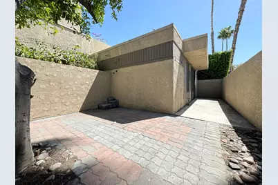 473 W Bradshaw Lane #10, Palm Springs, CA 92262 - Photo 2