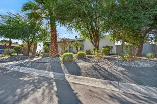 2911 N Cypress Rd, Palm Springs, CA 92262 - Photo 18