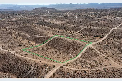 133 Elata Avenue, Yucca Valley, CA 92284 - Photo 1