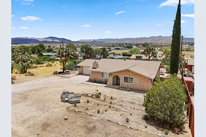 57361 Saint Marys Drive, Yucca Valley, CA 92284 - Photo 4