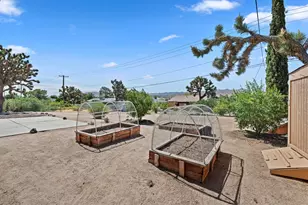 57361 St Marys Dr, Yucca Valley, CA 92284 - Photo 32