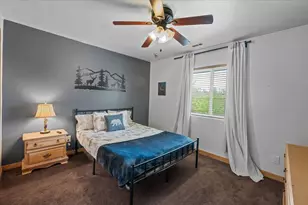 187 Dixie Lee Ln, Sugarloaf, CA 92386 - Photo 22