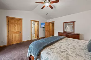 187 Dixie Lee Ln, Sugarloaf, CA 92386 - Photo 18