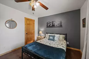 187 Dixie Lee Ln, Sugarloaf, CA 92386 - Photo 24
