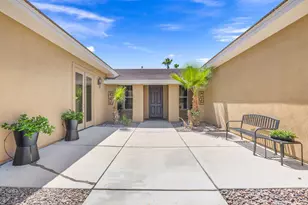 43244 Parkway Esplanade W, La Quinta, CA 92253 - Photo 8