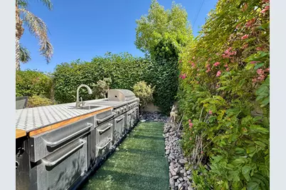 34 Calle La Reina, Rancho Mirage, CA 92270 - Photo 38