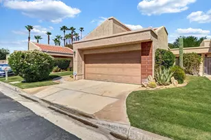35886 Paseo Circulo W, Cathedral City, CA 92234 - Photo 2